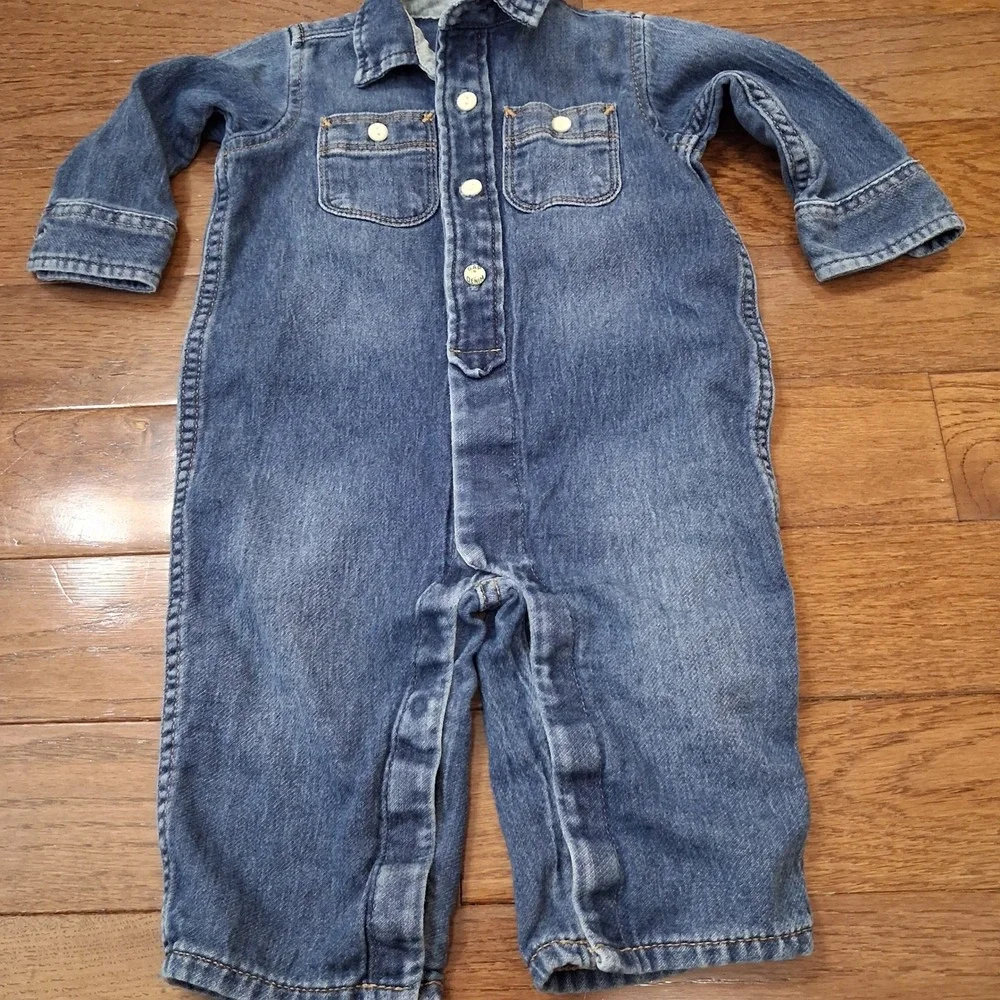 Gap Denim Baby Boys Blue Long Sleeve Button Front Romper 6-12 Months